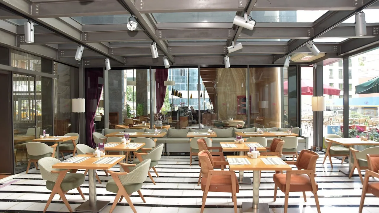 Hotel Crown plaza Harbiye - Istanbul